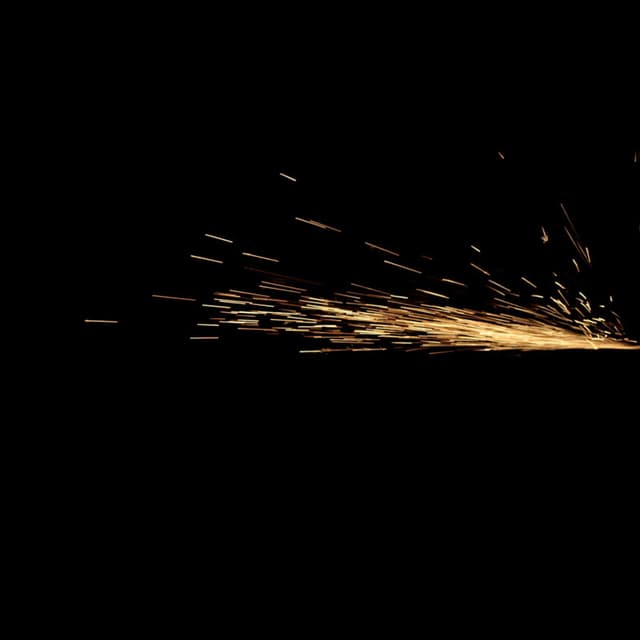 Large Grinder Sparks - 054
