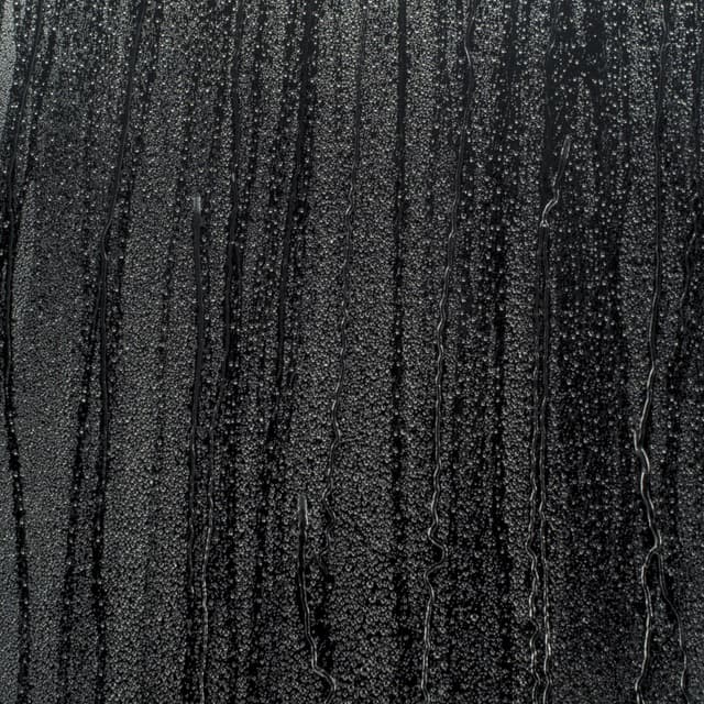 Rain on Car Glass - front - 004b